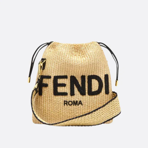 Fendi – Sack Small Braided Straw Bag in Beige