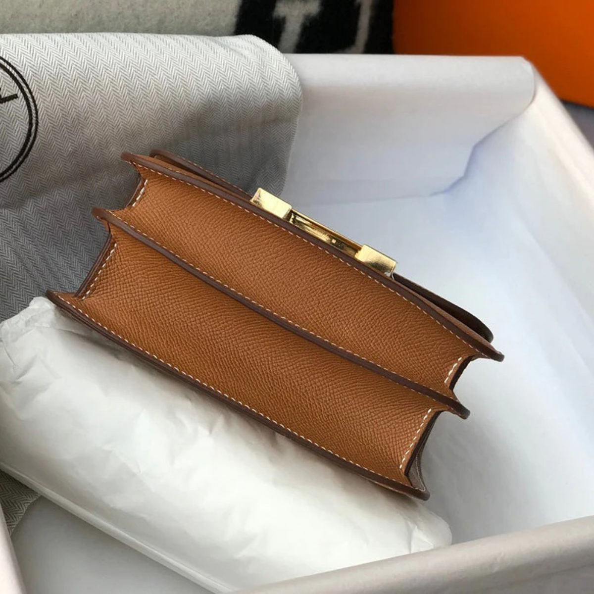 Hermès – Constance 18 Gold