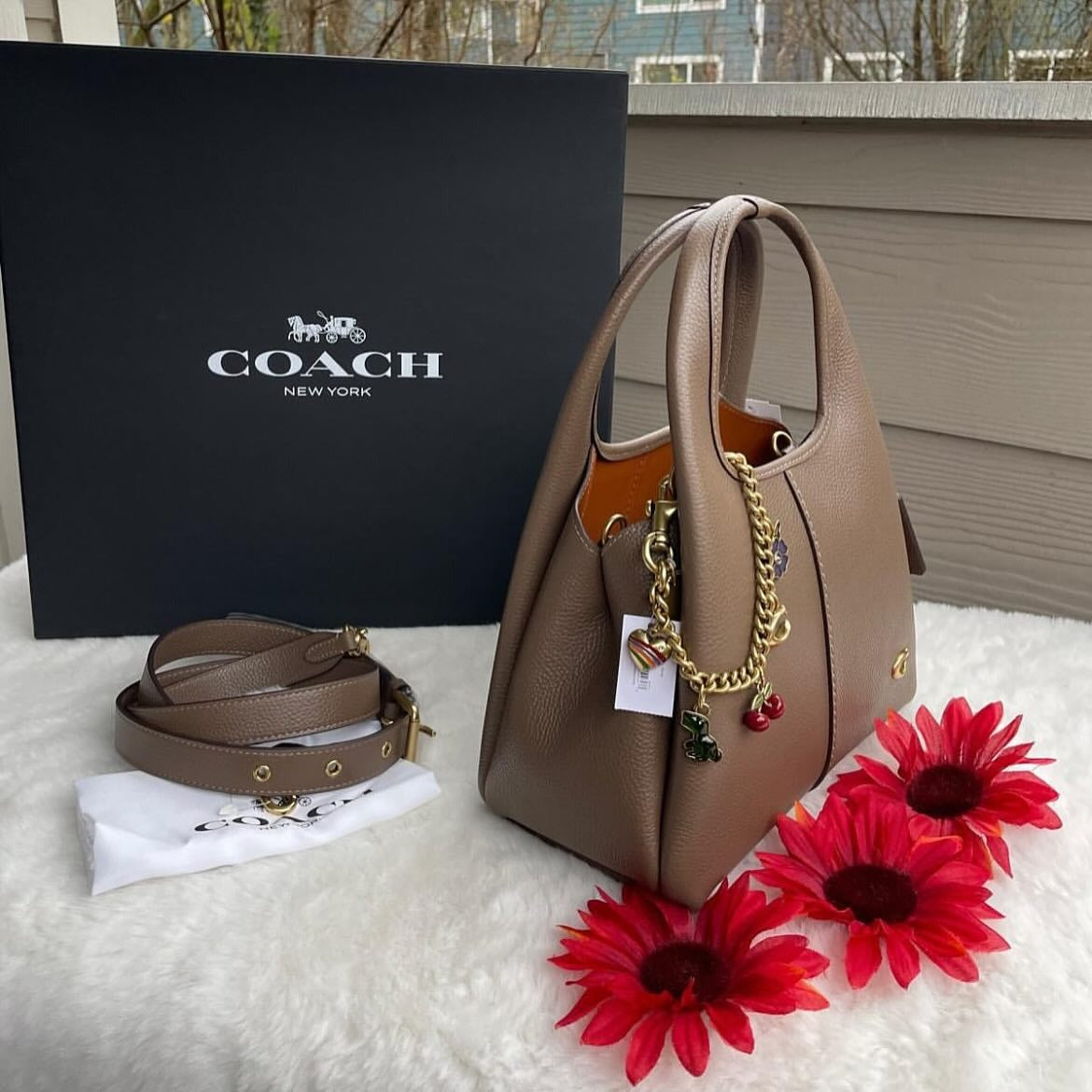 Coach Lana Shoulder Bag 23 Brown